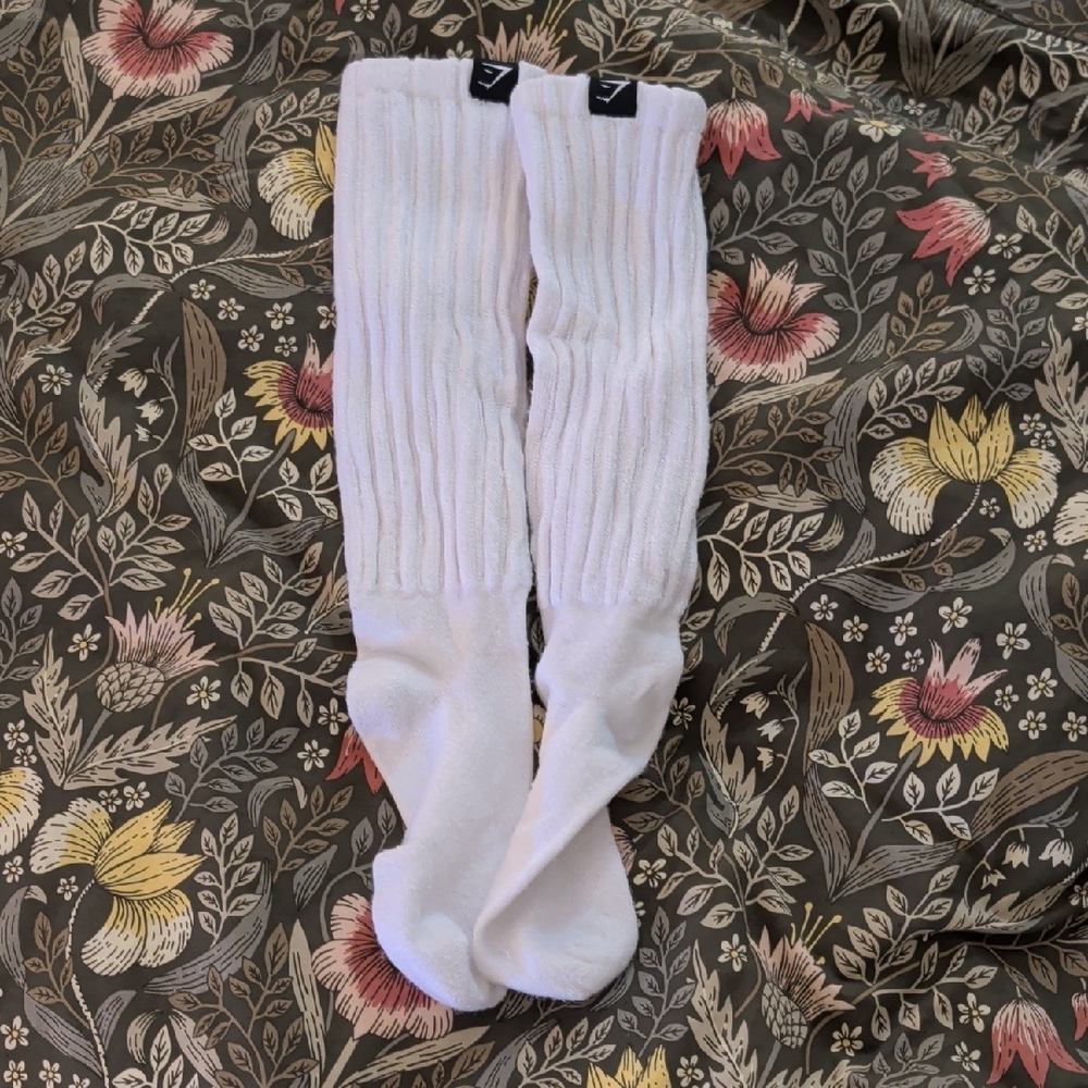 White Ribbed Gymshark Rest Day Men's Socks